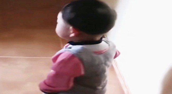 Mẹ gửi con đến nhà bà ngoại để cai sữa, sau 8 ngày gặp lại, phản ứng của đứa bé khiến người mẹ tan nát cõi lòng”-4