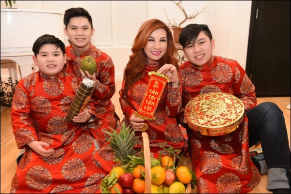 Thừa hưởng năng khiếu âm nhạc từ bố mẹ, cậu cả nhà Bằng Kiều và vợ cũ vinh dự được đề cử nghệ sỹ của năm-6