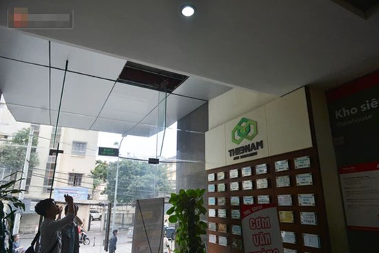 Vụ nữ Giám đốc và nhân viên rơi do trần chung cư thủng: Trách nhiệm thuộc về chủ đầu tư