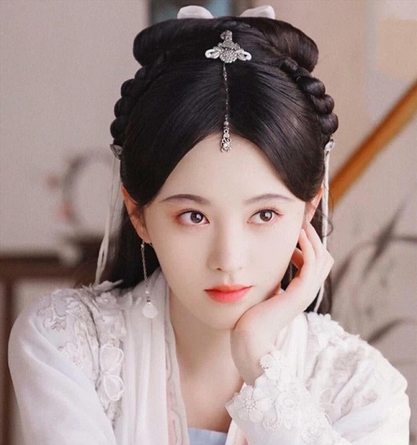 Hoàng hậu dùng thân thế cao quý giúp chồng lên ngôi, sau bị phế truất vì mối tình đồng tính tai tiếng nhất lịch sử Trung Hoa phong kiến-1