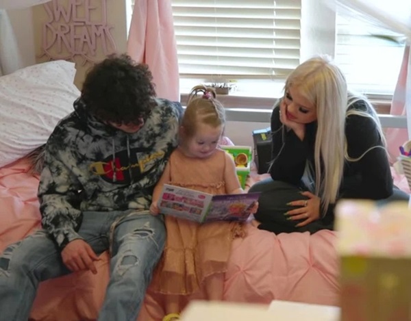 Bà mẹ nhí” sinh em bé năm 13 tuổi dù bạn trai không chịu nhận con trải lòng sau 3 năm sóng gió, diện mạo đứa trẻ khiến ai cũng trầm trồ-7