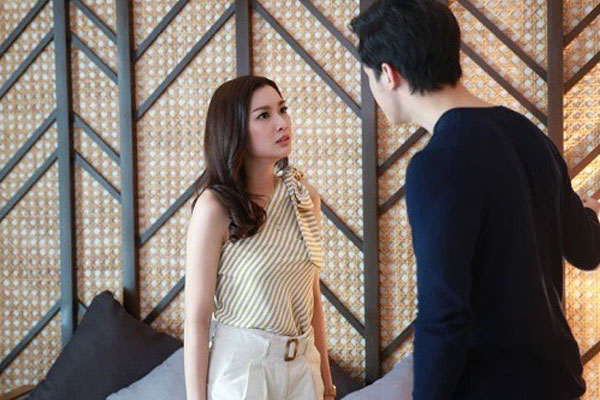 Màn phá án như phim: Chỉ một bước đã bóc mẽ kẻ chê bai người yêu cô hói nhưng sau lưng lại âm thầm đi biển cùng nhau!-7