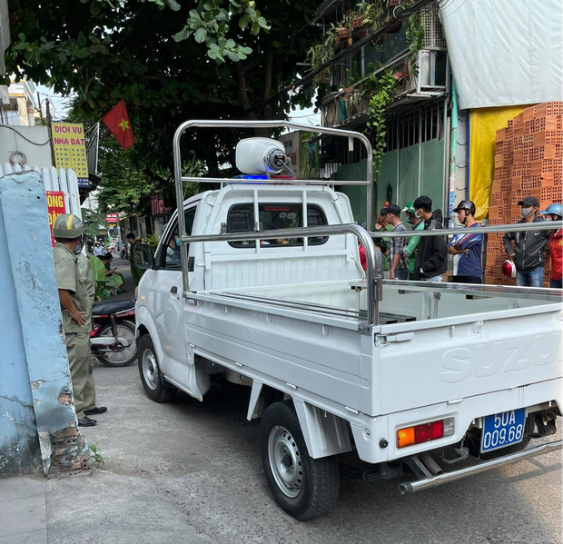 TP.HCM: Cô gái 21 tuổi kêu cứu thảm thiết rồi gục ngã ngoài đường, 1 thanh niên tử vong trong phòng trọ-4