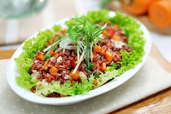 Cách làm salad gạo lứt giúp giảm cân hiệu quả-1