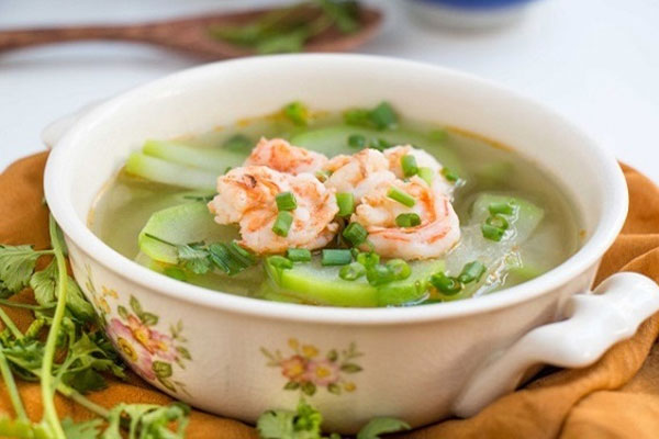 Yêu 11 năm đều được nấu cho ăn, sau kết hôn nữ 9x trở nên đảm đang, cơm ngon canh ngọt tươm tất khiến chồng chỉ muốn về nhà-21