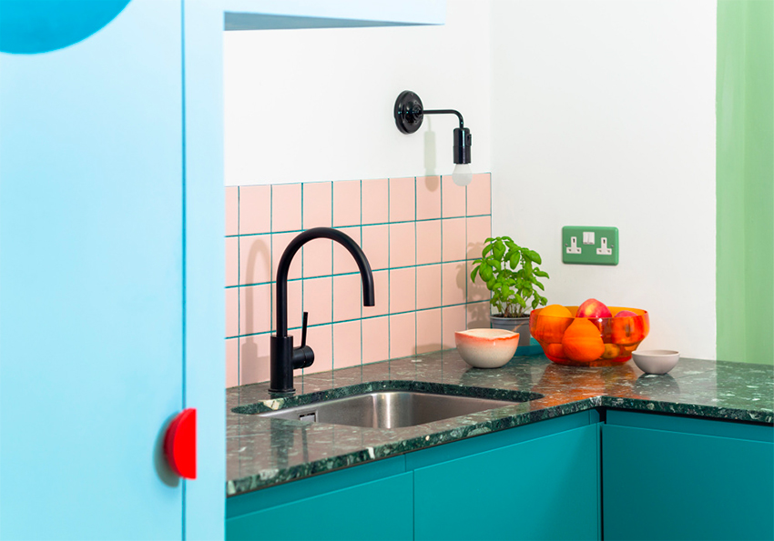 Ngôi nhà của người làm trong ngành thời trang trông sẽ như thế nào? Căn hộ hình học 17 màu chủ đạo sẽ khiến bạn phải choáng ngợp-7