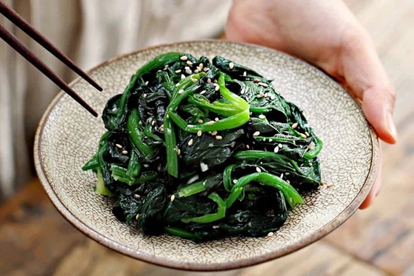 Hóa ra 6 loại rau củ rẻ bèo này lại bổ máu, giàu sắt hơn cả thịt bò: Phụ nữ ăn đều đặn sẽ chống được nhiều tai biến nguy hiểm-2