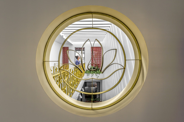 Vợ chồng trẻ xây nhà 2,2 tỷ nổi nhất ngõ, dành hẳn một nửa diện tích cho chi tiết độc đáo này-12