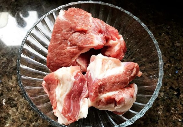 Thịt heo sốt mật ong nhà làm chỉ cần nồi cơm điện là đủ mềm và đậm vị chẳng kém ngoài hàng-4