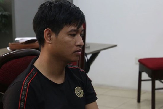 Hà Nội: Giả làm Trưởng khoa BV 198 lừa gia đình người yêu 240 triệu, đưa người yêu đi chơi 7 ngày hết 100 triệu