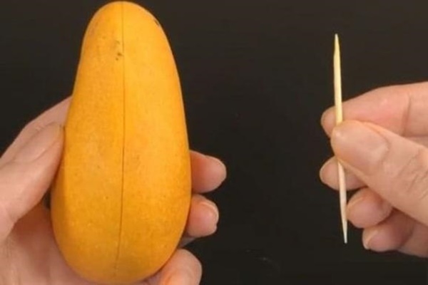 Xoài nổi chỉ đen như lông chân, ăn vẫn thấy ngon nhưng có hại sức khỏe không? Đây là câu trả lời của chuyên gia-3