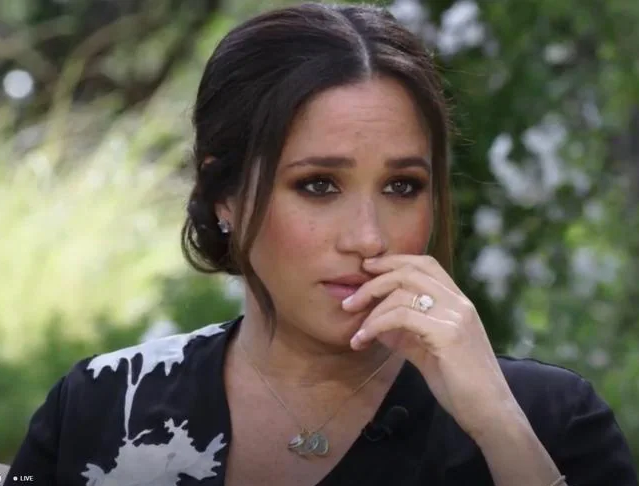 Meghan Markle lại muối mặt khi bị bạn thân của Công nương Diana bóc mẽ chuyện nói dối trong cuộc phỏng vấn-1