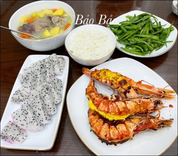 Mâm cơm cữ nấu cho vợ của chồng người ta chưa bao giờ làm chị em thất vọng: Ngon lành, bổ dưỡng, bày biện đẹp mắt-10