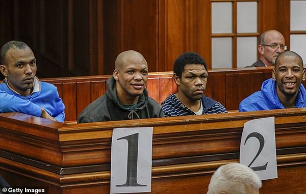 Nữ sinh viên tài hoa xinh đẹp bị 4 người đàn ông cưỡng bức tập thể, chịu đau đớn tột cùng suốt 4 tiếng đồng hồ, chi tiết vụ việc ám ảnh khôn nguôi-9