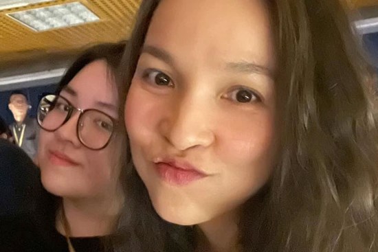 Con gái nhắn tin thông báo đi chơi về khuya, Hiền Thục trả lời vỏn vẹn 4 chữ mà ai cũng khen dạy con 