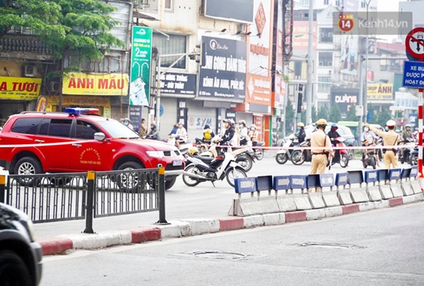 Hà Nội: Cháy nhà trên phố Tôn Đức Thắng trong đêm, 4 người tử vong-3