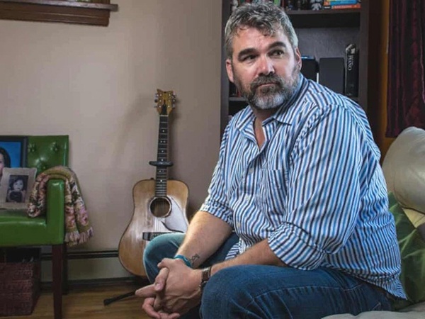 Nữ sinh bị bạn học cưỡng bức tập thể, tuyệt vọng chờ được giúp đỡ để rồi 17 tháng sau mẹ nạn nhân phát hiện cảnh ám ảnh trong phòng tắm-6