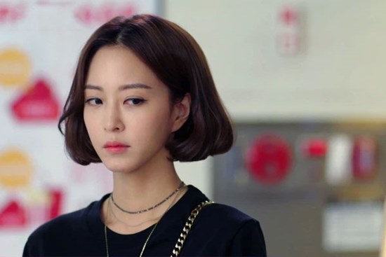 Mẹ chồng hùng hổ tuyên bố 