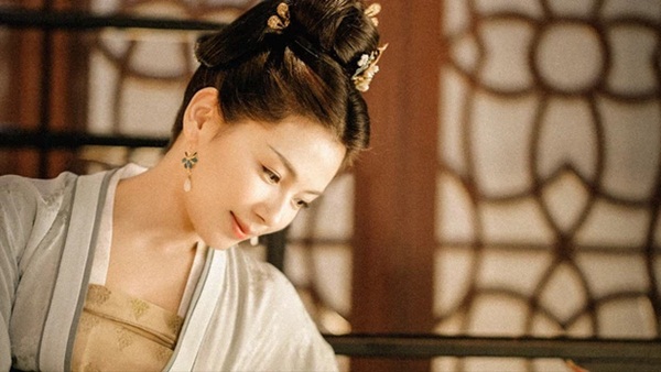 Hoàng hậu cả gan nhất lịch sử Trung Hoa: Dám bạt tai Hoàng đế đến xây xẩm mặt mày vì dung túng Phi tần loạn ngôn nói xấu chính thất-2
