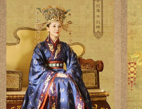 Hoàng hậu cả gan nhất lịch sử Trung Hoa: Dám bạt tai Hoàng đế đến xây xẩm mặt mày vì dung túng Phi tần loạn ngôn nói xấu chính thất-3