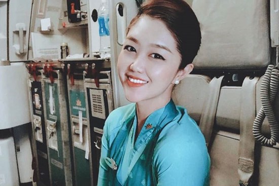 Tiếp viên 31 tuổi xinh đẹp của Vietnam Airlines: 