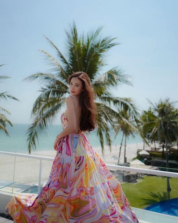 Học mỹ nhân Thái cách phối đồ mát mẻ chuẩn xu hướng hè 2021-9
