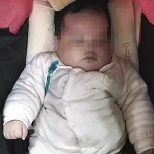 Nhặt đứa trẻ từ bụi rậm đem về, 24 năm sau người mẹ phát hiện nuôi nhầm kẻ phản phúc, hé lộ câu chuyện gây phẫn nộ-3