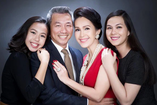 Không ai như Diễm My 6x: Có 2 cô con gái xinh đẹp hơn hoa hậu, thành tích học tập từ nhỏ đến lớn tóm gọn bằng 2 từ