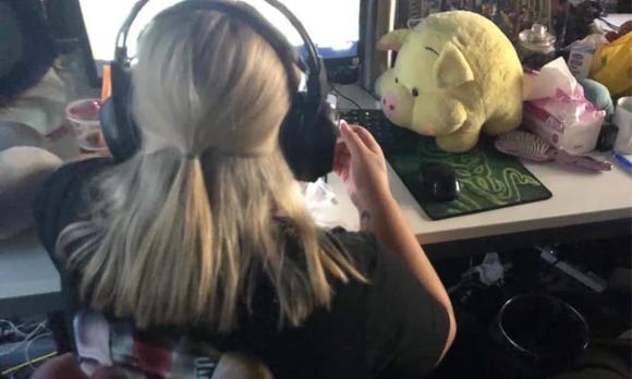 Cô gái hóa điên khi yêu 8 năm không danh phận, bạn trai cưới người chỉ mới quen 2 tháng-2