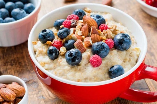 Chỉ cần 5 phút với chiếc lò vi sóng là hội chị em giảm cân đã có món ăn sáng ngon lành hấp dẫn