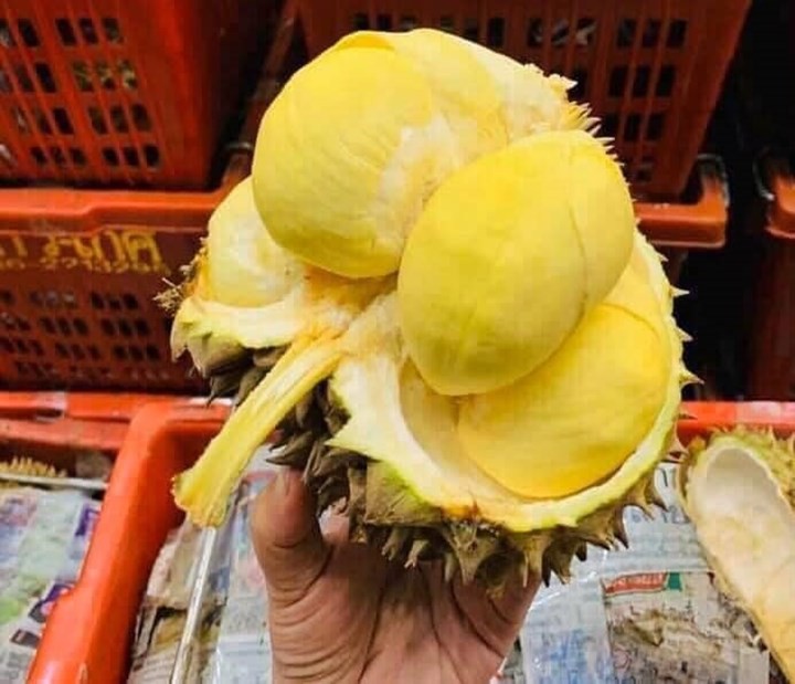 5 loại quả tí hon đi máy bay về Việt Nam... giá chát vẫn bán tới tấp-8