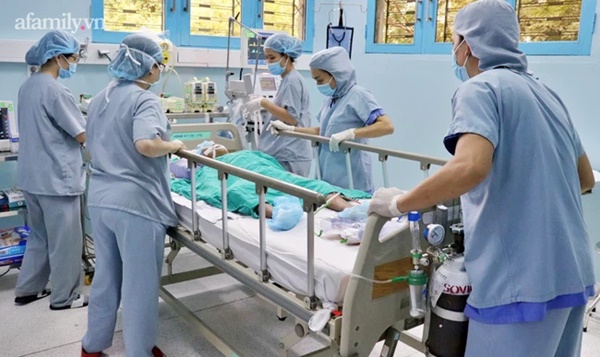 Người cha nghèo ở Bình Thuận hiến thận cứu con trai 9 tuổi nguy kịch, chi phí ghép được hỗ trợ toàn bộ-2