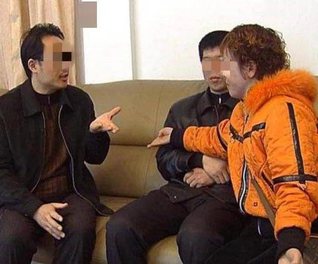 Con làm vỡ hộp bút của bạn cùng lớp bị đòi bồi thường 3,5 triệu, người bố đanh thép đáp trả một câu khiến phụ huynh bên kia tẽn tò chỉ dám lấy 1/10 số tiền-2