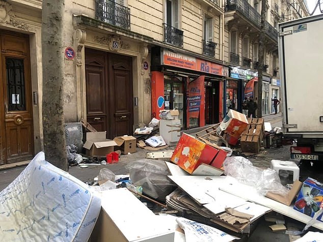 Những hình ảnh gây sốc cho thấy thành phố Paris hoa lệ ngập trong rác khiến cộng đồng mạng thất vọng tràn trề, chuyện gì đang xảy ra?-2
