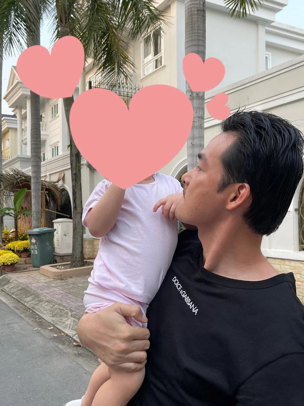 Nửa đêm Phượng Chanel bất ngờ đăng hình ảnh hiếm hoi của con gái lúc mới vài tháng tuổi?-3