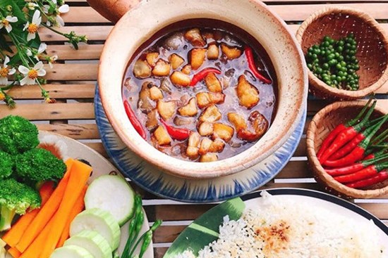 Làm kho quẹt chấm rau củ chuẩn Nam Bộ