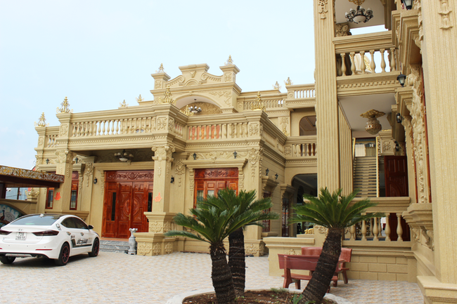 Bắt nữ đại gia Vũng Tàu - vợ diễn viên nổi tiếng cho ông chủ biệt thự dát vàng Thiện Soi vay tiền-5