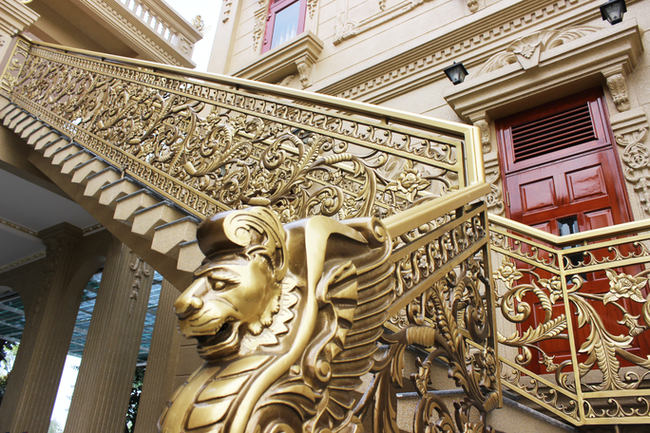 Bắt nữ đại gia Vũng Tàu - vợ diễn viên nổi tiếng cho ông chủ biệt thự dát vàng Thiện Soi vay tiền-8