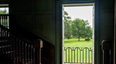 Người giàu đặt ba thứ này trước cửa nhà, chẳng trách càng sống càng giàu! Bây giờ biết vẫn chưa muộn-2