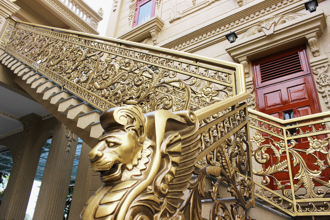 Vụ cho vay nặng lãi và rửa tiền ở Vũng Tàu: Cận cảnh biệt thự dát vàng của đại gia Thiện Soi-4