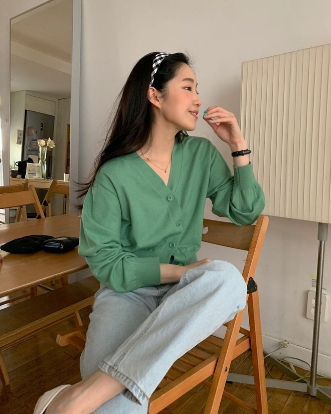 Xanh lá chính là màu hot trend hè này: Chị em mệnh Kim, Mộc, Hỏa nên sắm ngay những món trendy sau đây-4