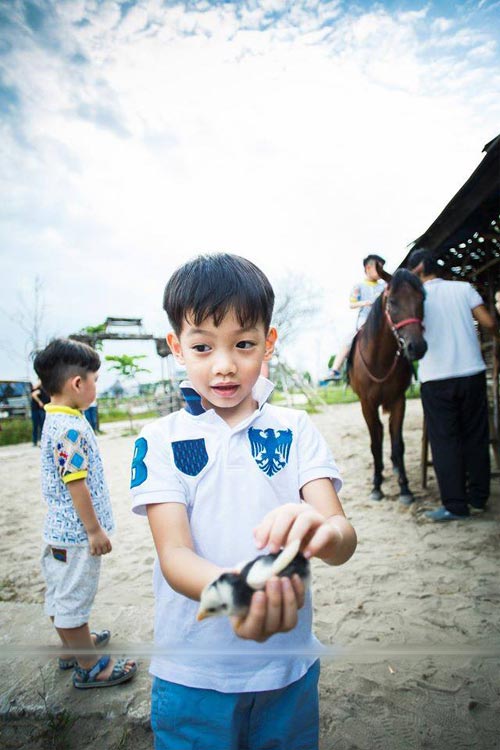 Hội Alpha kid được bố mẹ cho học môn quý tộc: Tiền học tính bằng phút, mức phí đắt đến toát mồ hôi-4