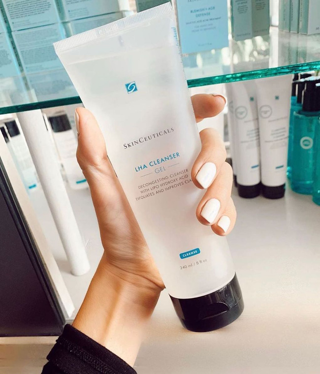 7 lọ sữa rửa mặt chuẩn đét cho da dầu: Giúp lỗ chân lông được thông thoáng, da ráo mượt 24/7-7