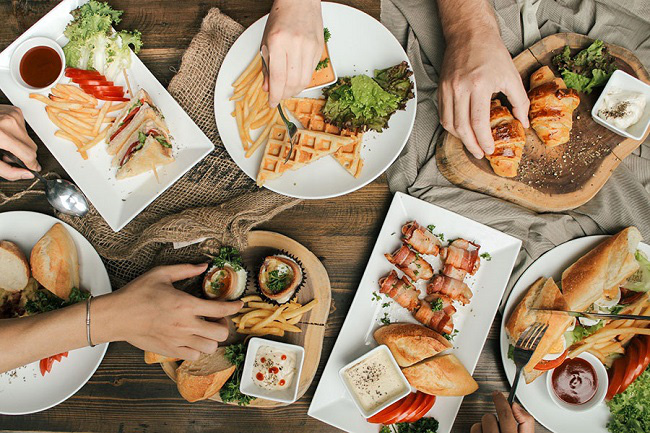 Vì sao nhiều nhà hàng thường tặng bánh mì miễn phí cho khách, biết đáp án sẽ khiến bạn ngã ngửa-2