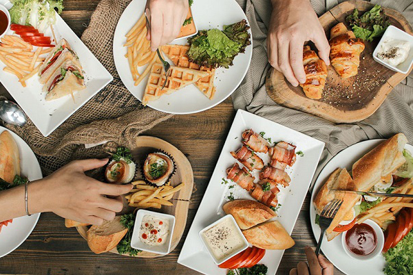 Sốc khi biết xuất xứ viên đá lạnh để thả vào đồ uống trong các nhà hàng-6