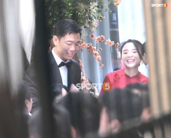 Lễ ăn hỏi Xuân Trường - Nhuệ Giang: Cô dâu chú rể lộ diện, trai tài gái sắc xứng đôi-4