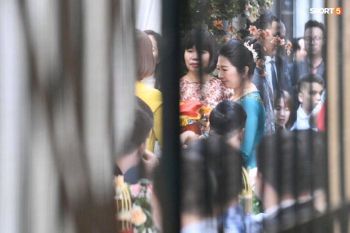 Lễ ăn hỏi Xuân Trường - Nhuệ Giang: Cô dâu chú rể lộ diện, trai tài gái sắc xứng đôi-6