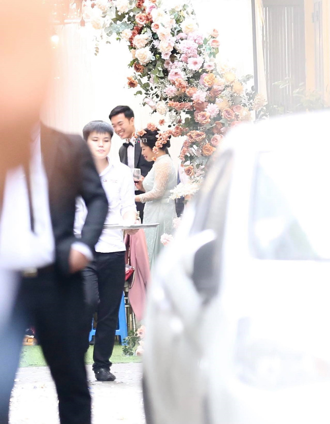 Lễ ăn hỏi Xuân Trường - Nhuệ Giang: Cô dâu chú rể lộ diện, trai tài gái sắc xứng đôi-3