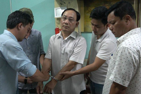 Nóng: Phó Chủ tịch xã ở Hà Nội bị bắt quả tang tàng trữ trái phép chất ma túy-1