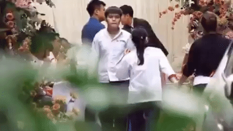 Người mẹ vợ bề thế của Xuân Trường xuất hiện thần thái trong đám hỏi: Bảo sao Nhuệ Giang lại xinh đến thế!-5